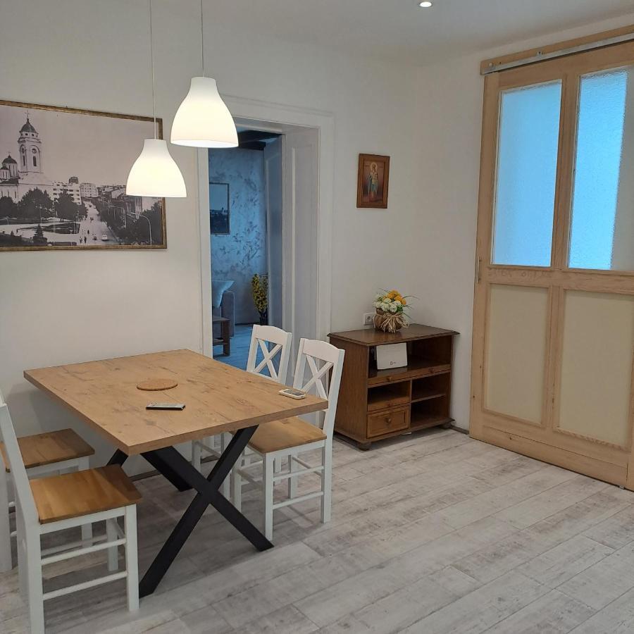 Apartman Centar Sd สเมเดเรโว ภายนอก รูปภาพ